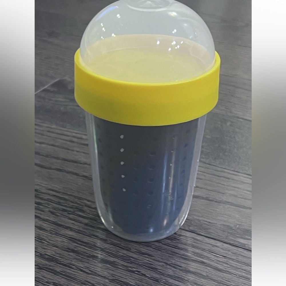 New IKEA SPLITTERNYSnack container, gray/yellow, 300 ml (10 oz)